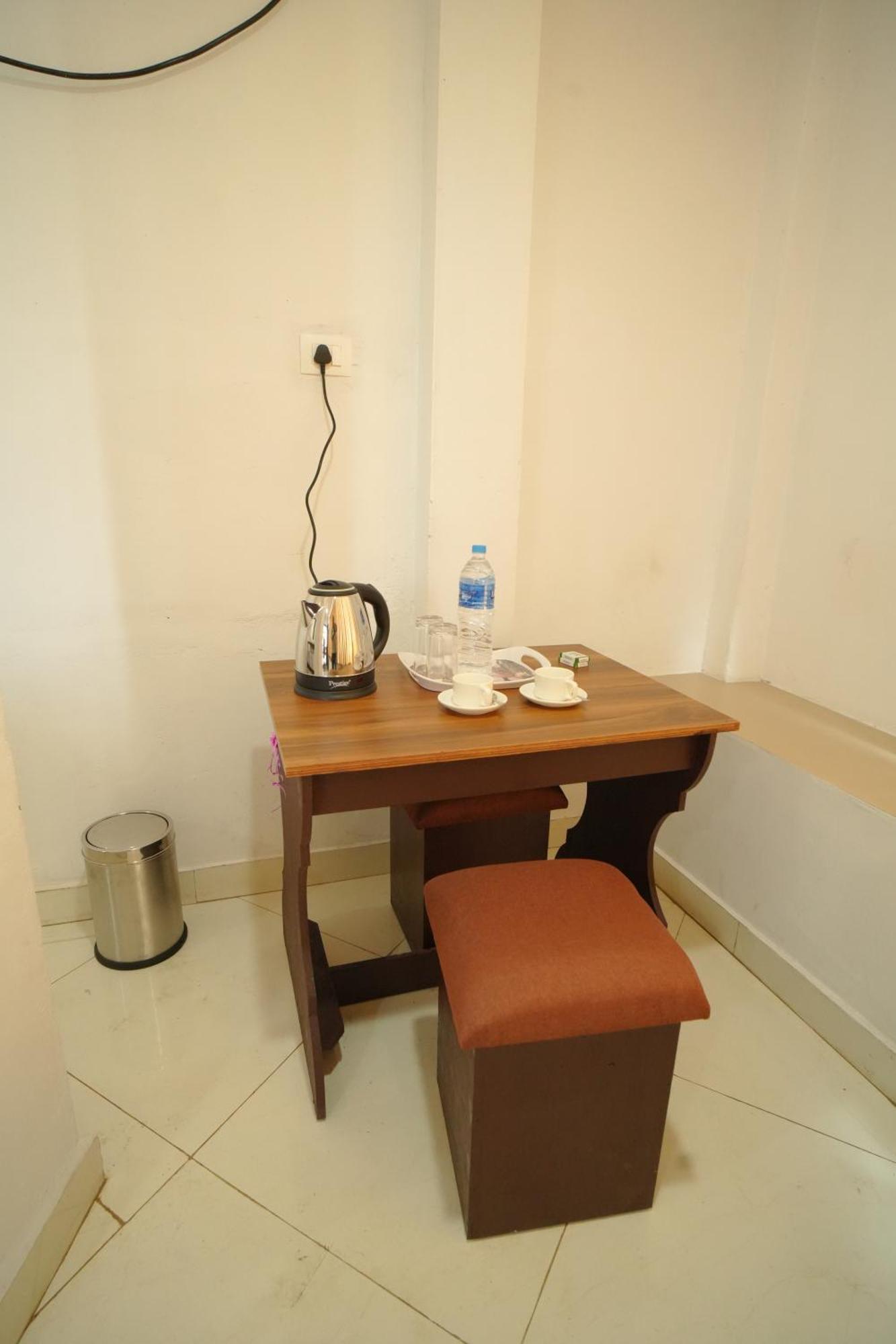 فندق Port View Residency Pvr نيدومباسيري المظهر الخارجي الصورة