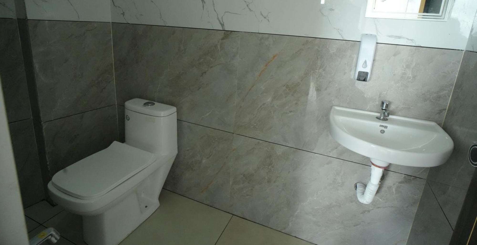 فندق Port View Residency Pvr نيدومباسيري المظهر الخارجي الصورة